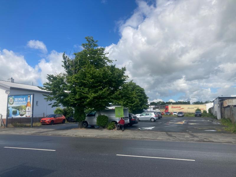 Unbebautes Gewerbegrundstück mit 1441m²