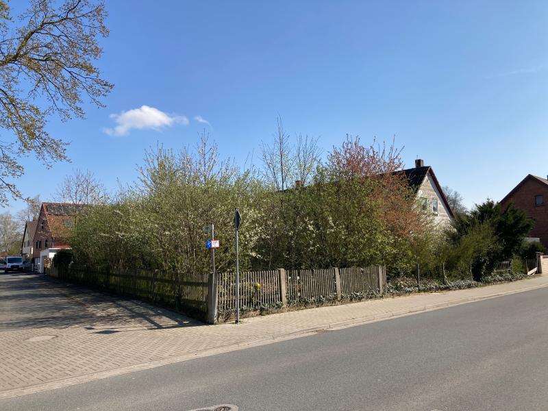 Eckgrundstück 665m² mit Haus in DenstorfVechelde